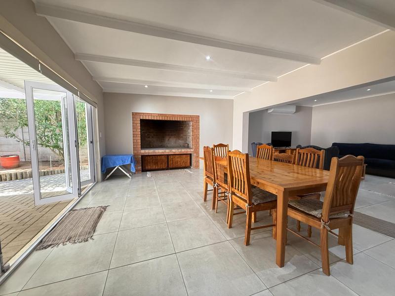 4 Bedroom Property for Sale in Panorama Western Cape